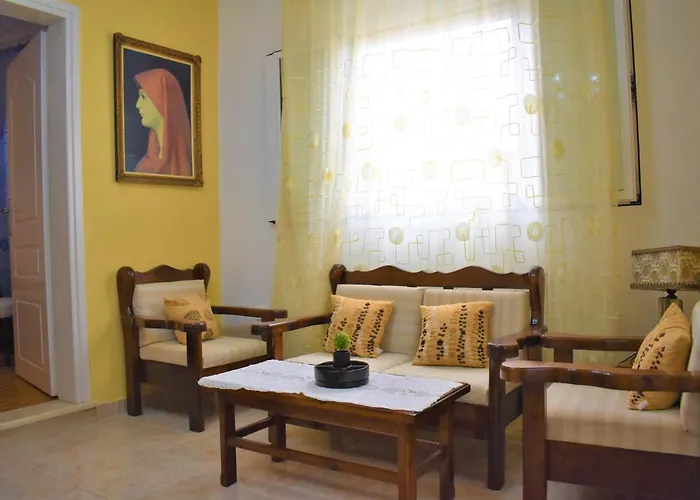 Katina House *