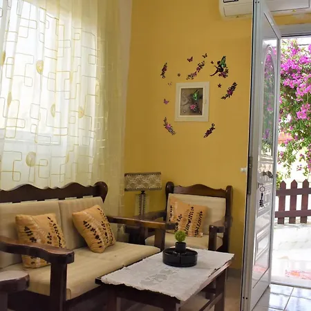 Дом отдыха Katina House