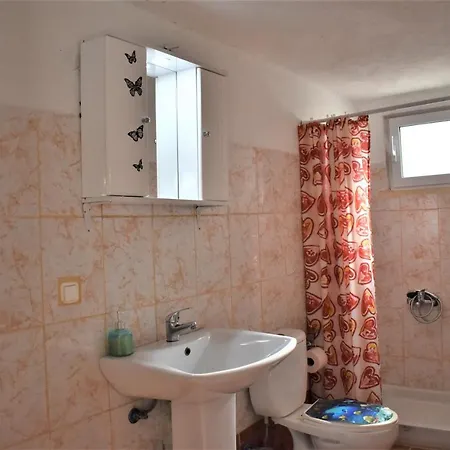Katina House Semesterbostad Agios Georgios Pagon